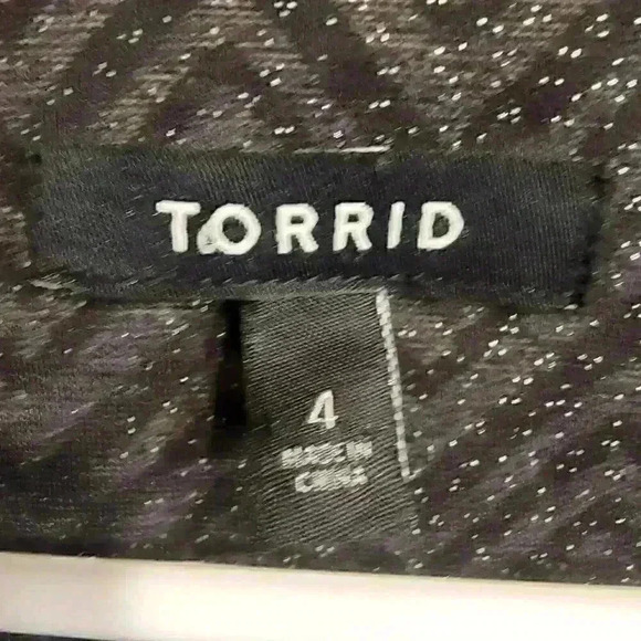 Torrid Womens Blazer Jacket Size 4 Black Herringbone Sparkle Party 4X - Picture 2 of 8